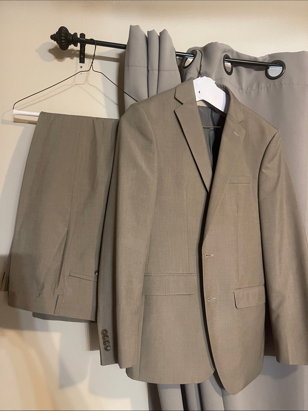 Sean John Men's Light Taupe Two-Piece Suit